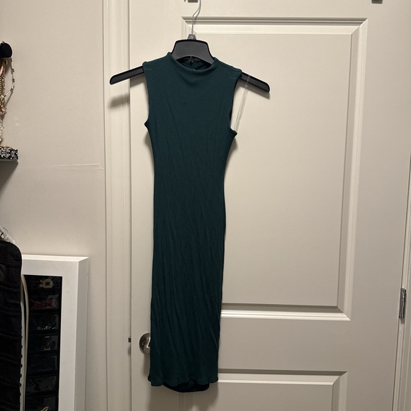 Windsor Effortless Impact Mock Neck Midi Dress - Picture 2 of 8